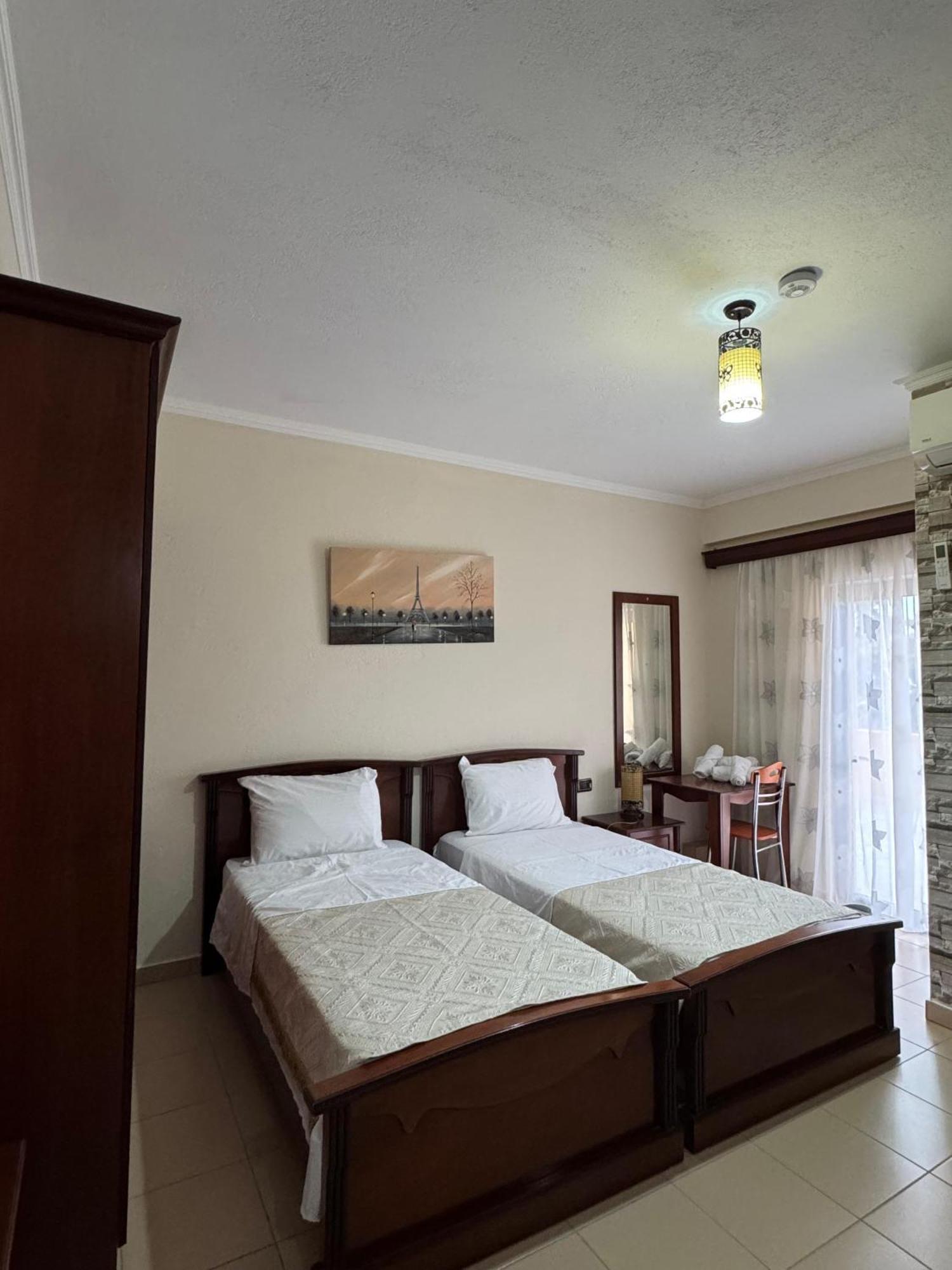 Hotel Restorant Leza Lin Room photo